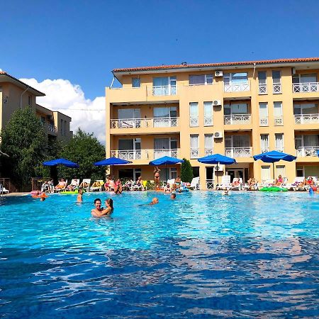 Sunny Day Apartments Slăntjev Brjag Exteriör bild
